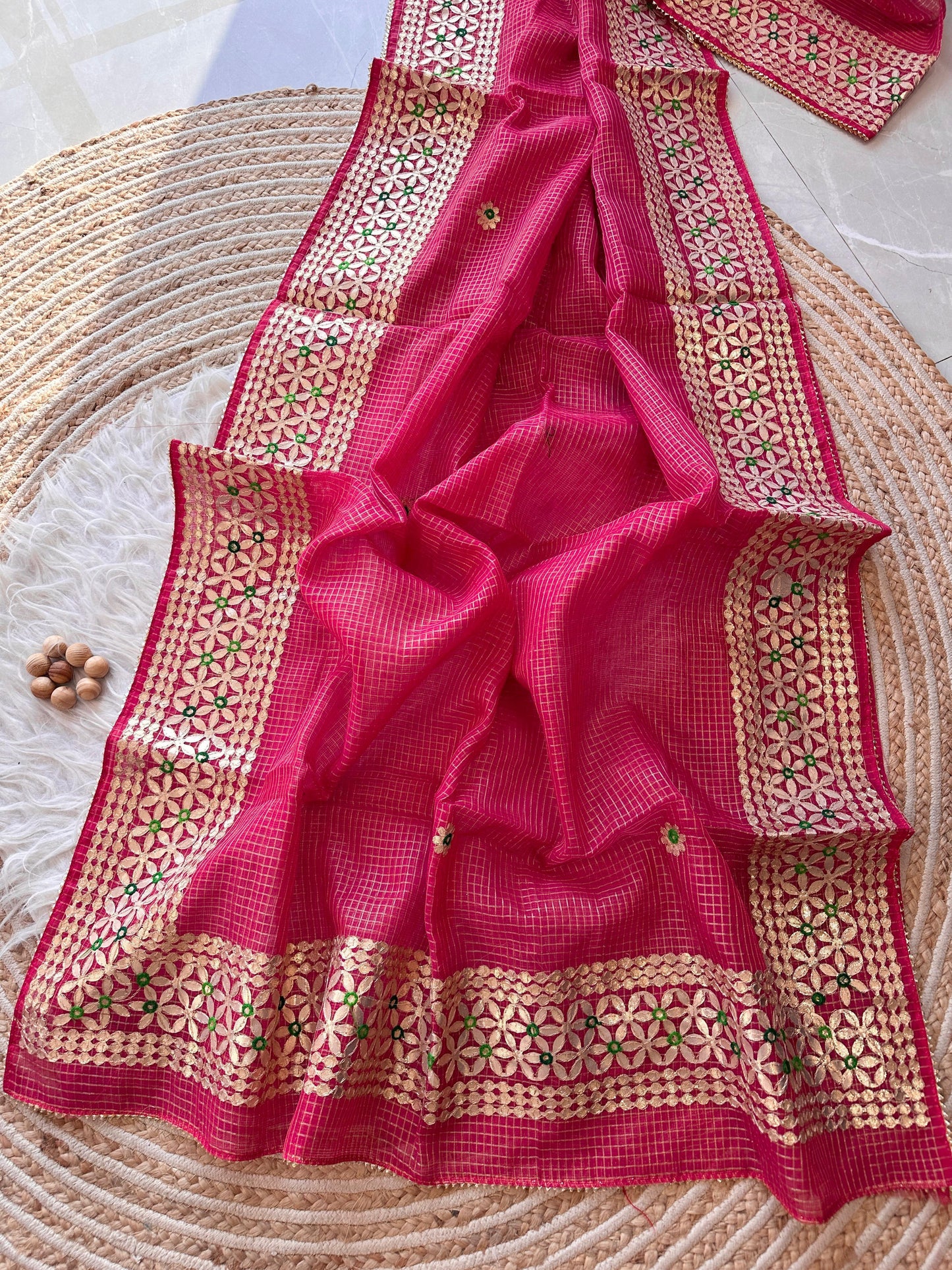 Soft Kota Doriya With Zari Chex Fabric Saree-Pink