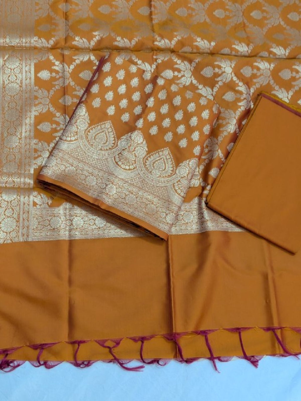 Banarasi Cotton Silk 3pc Unstitched Suit Zari Weaving Suit