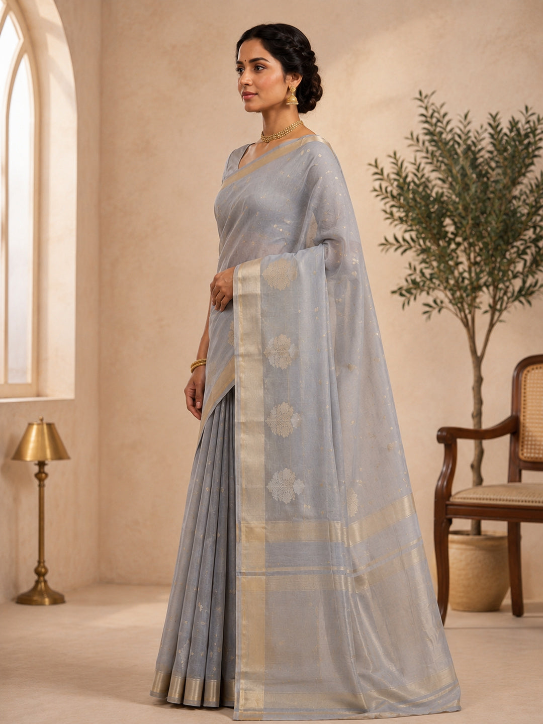 Woven Design Zari Organza Heavy Work Saree