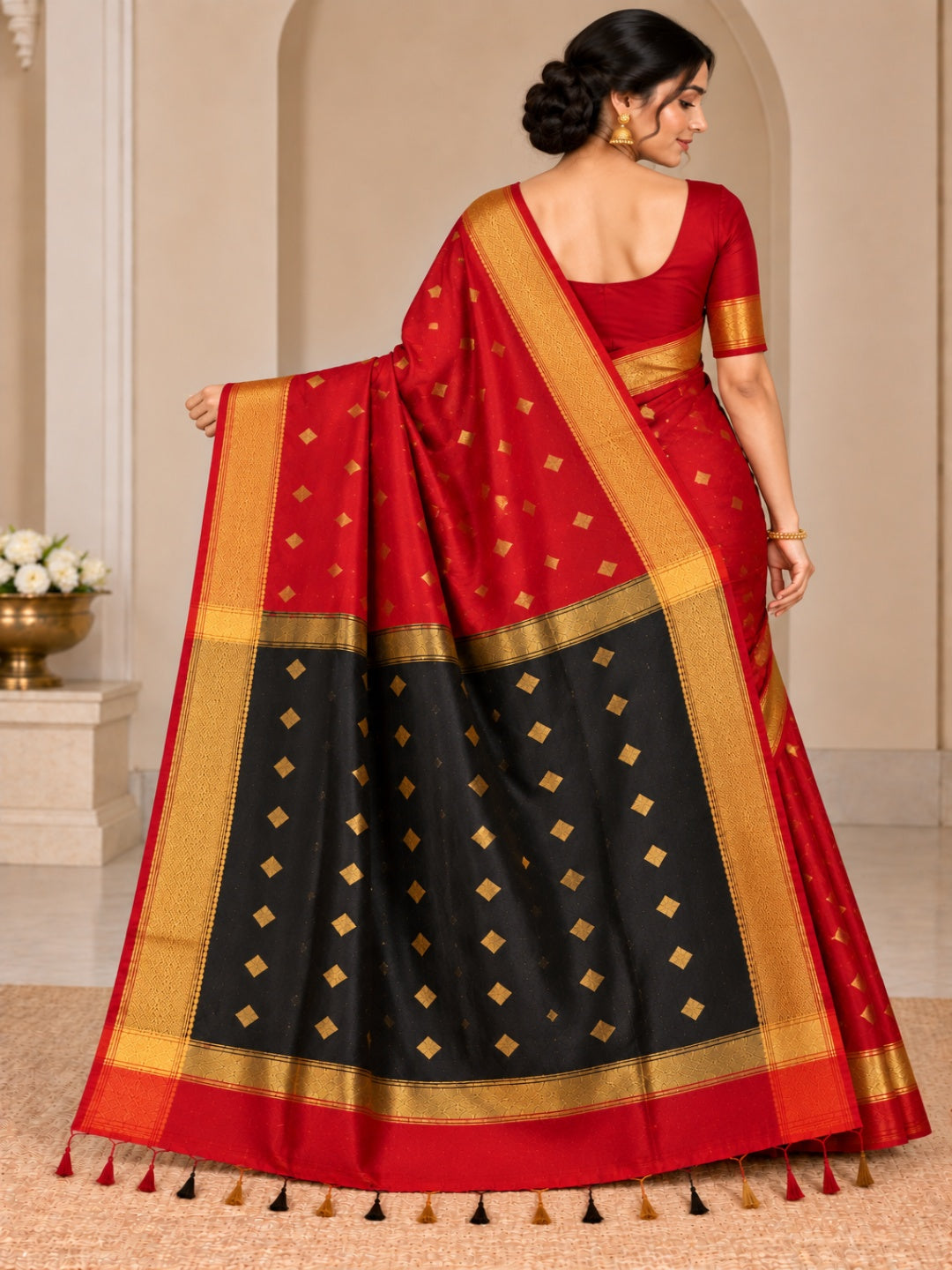 Zari Maheshwari Silk Cotton Saree