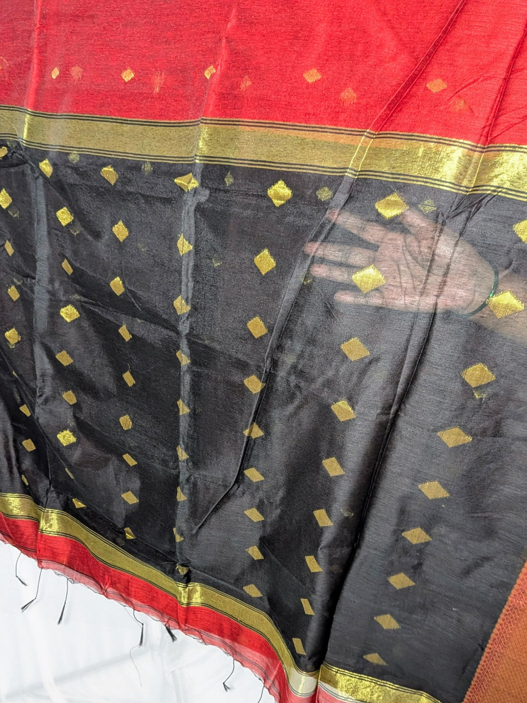 Zari Maheshwari Silk Cotton Saree