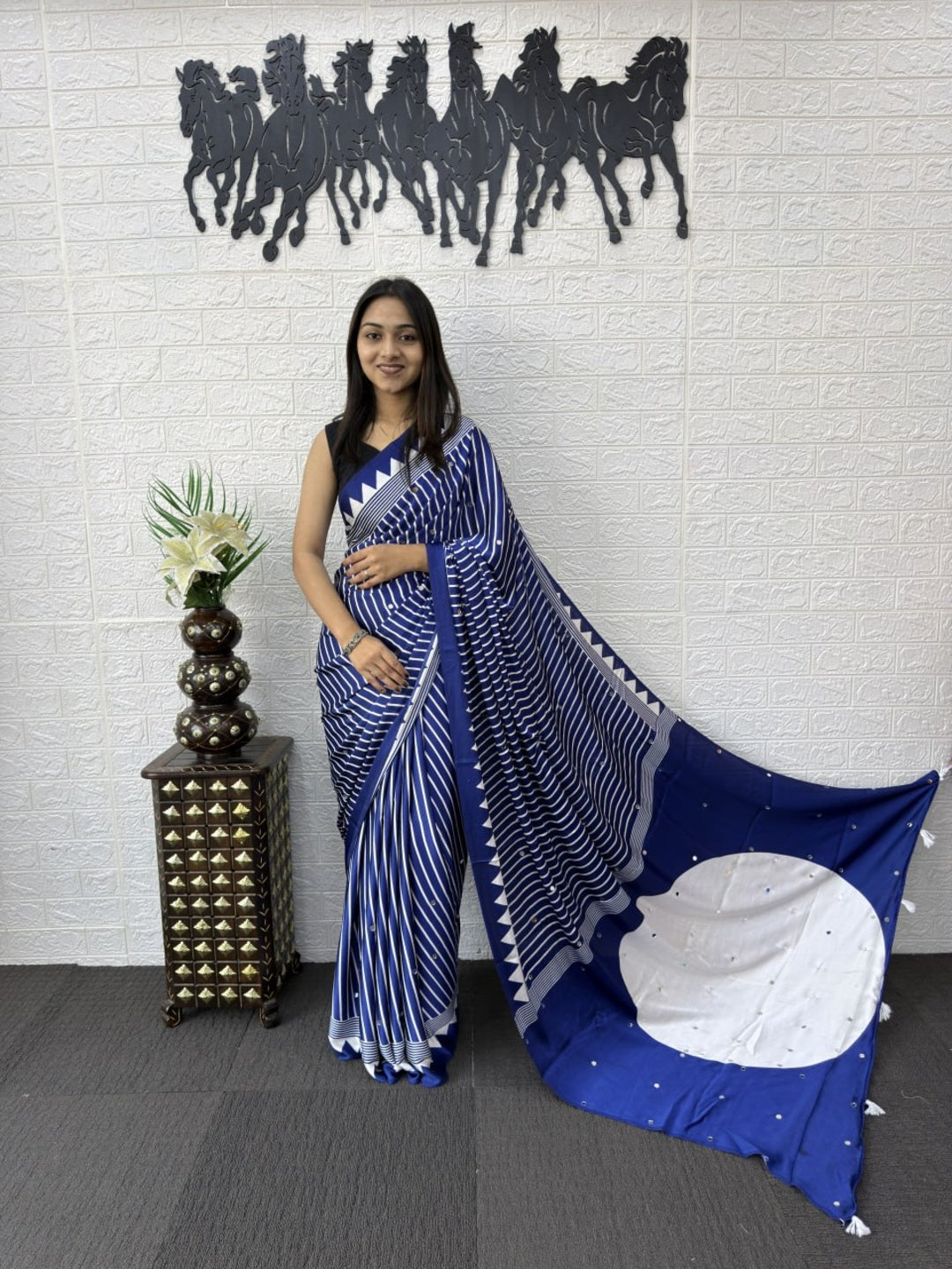 Soft Heavy Mall Cotton Blue & White Silk Sarees