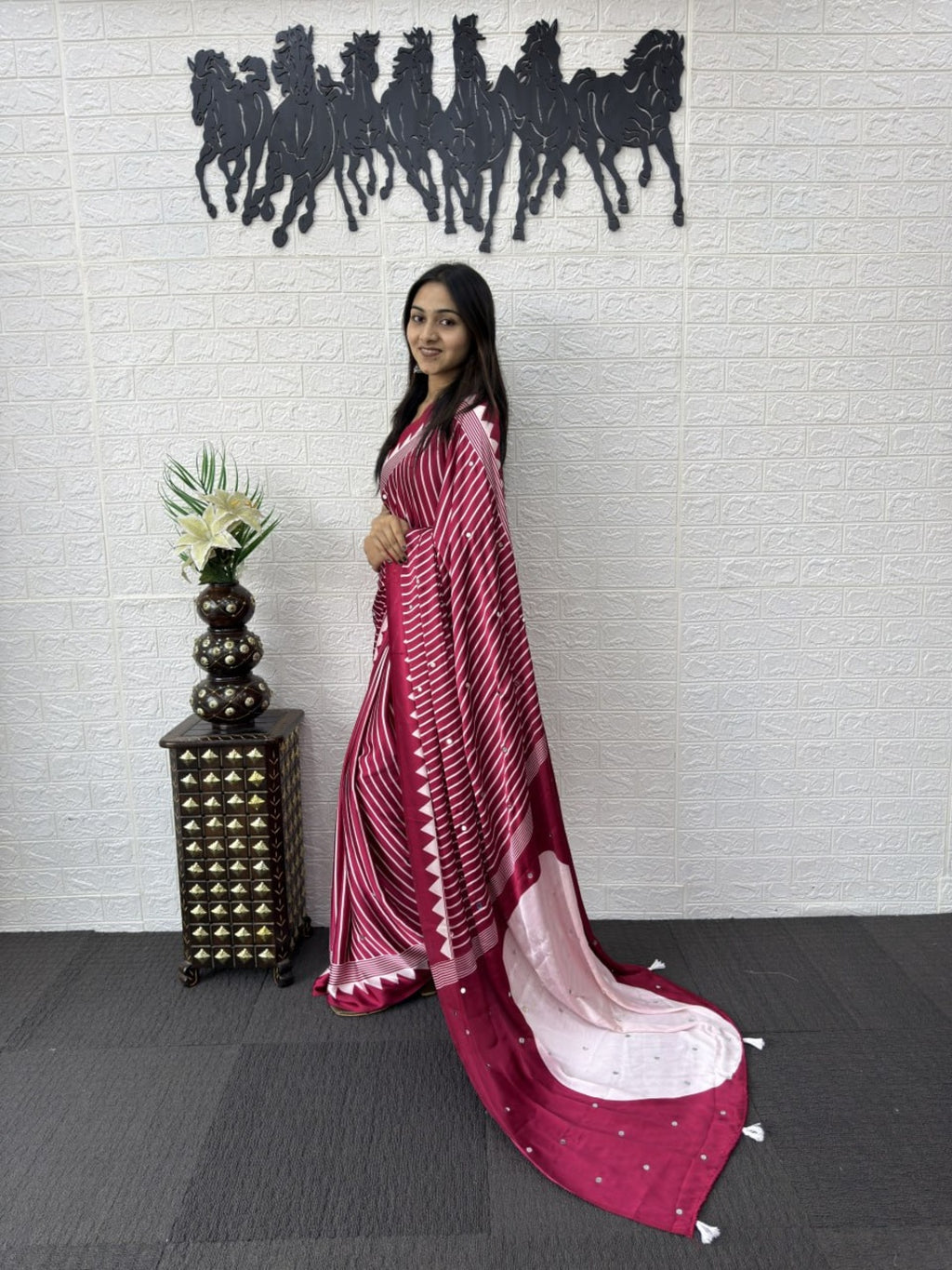 Soft Heavy Mall Cotton Pink & White Silk Sarees