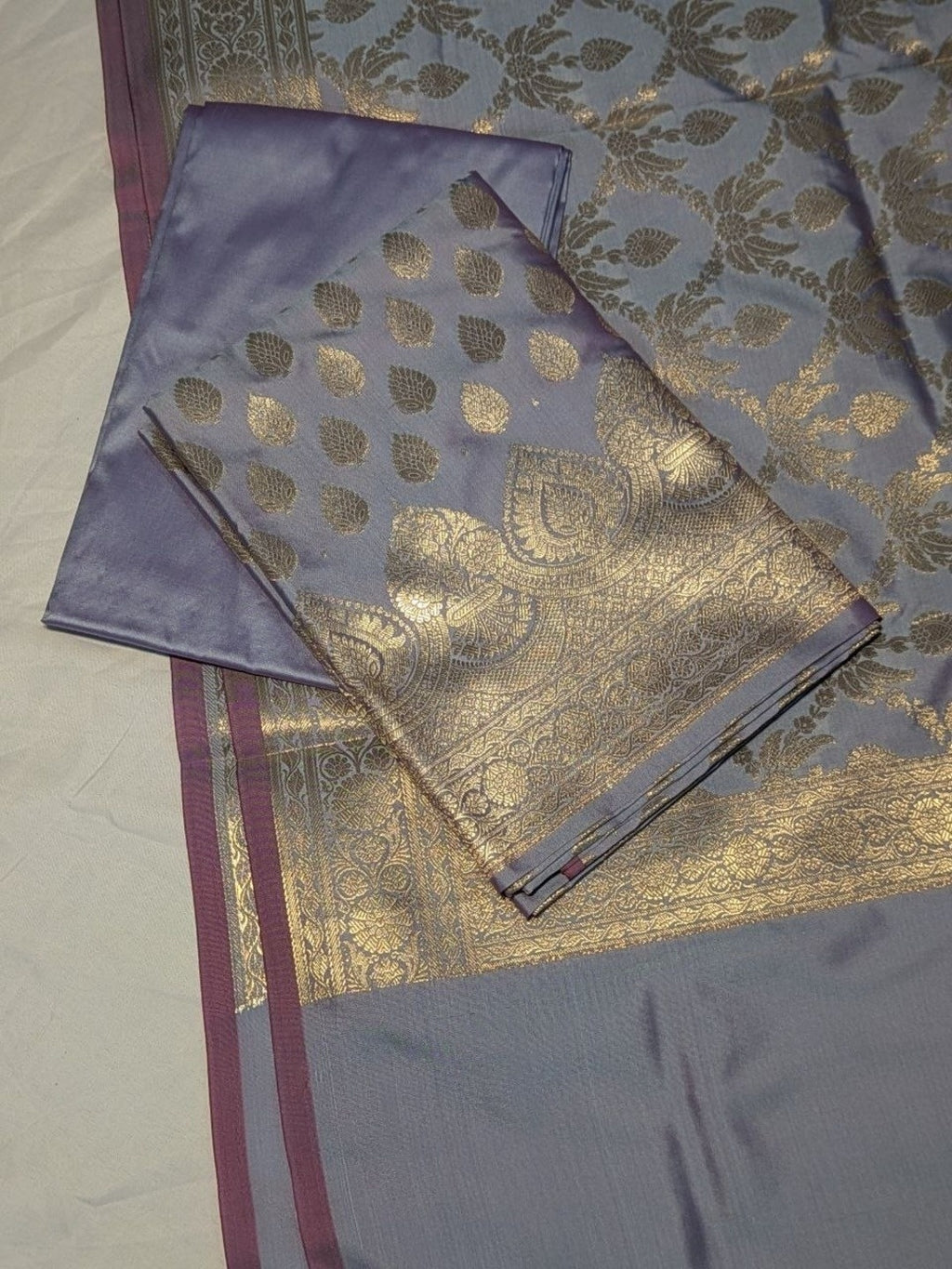 Banarsi Tapeta Silk 3pc Unstitched Suit Zari Weaving Suit