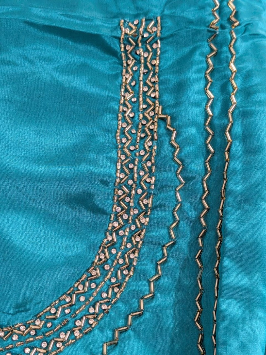 Crepe Silk & Muslin with Chiffon Dupatta Unstitched Suit Rama Green Color