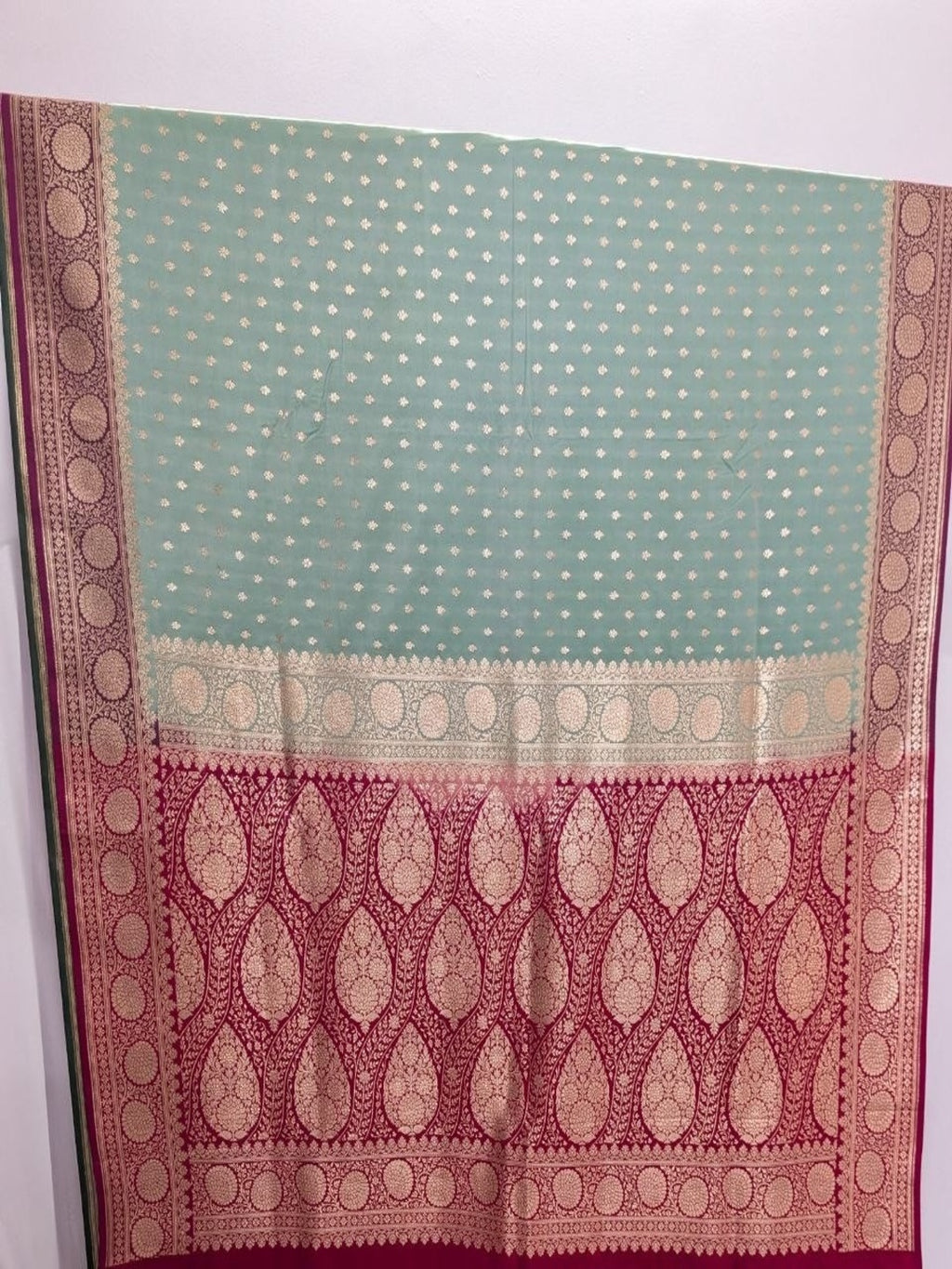Mint Green with Rani Pink and Golden Zari Work Silk Blend Saree for Wedding &amp; Festive Wear with Unstitched Blouse