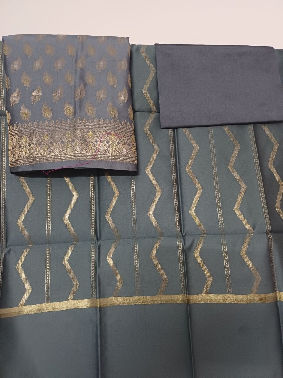Grey Banarsi Cotton Silk 3 pc unstitched dress material Suit