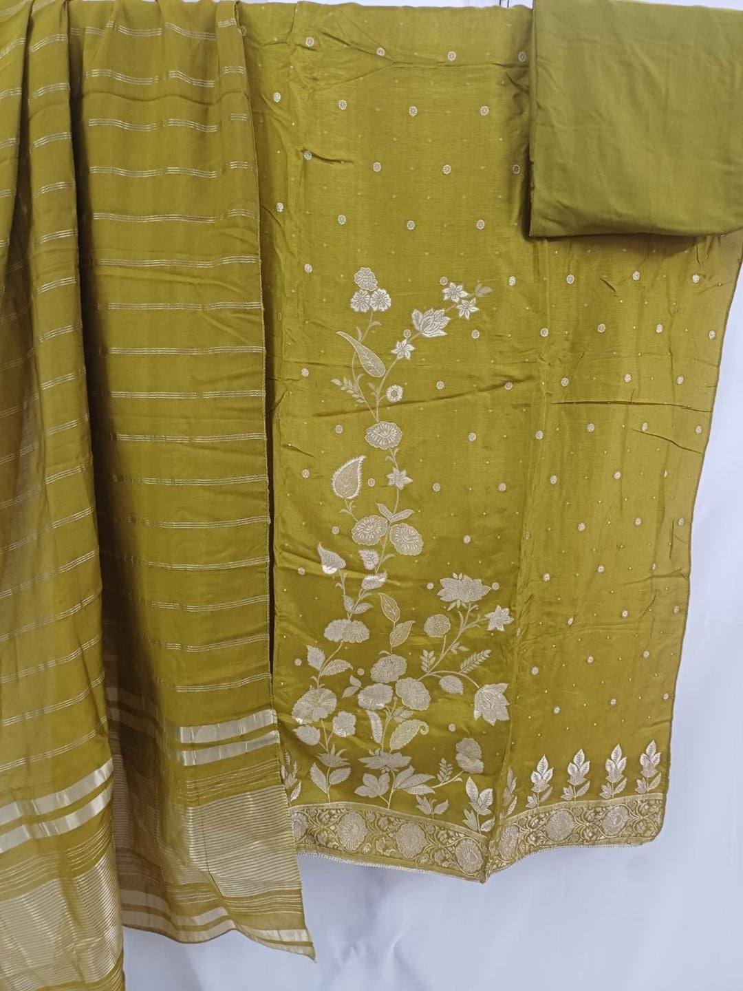 Green Unstitched 3pc Suit Cotton Suit Embroidery Work