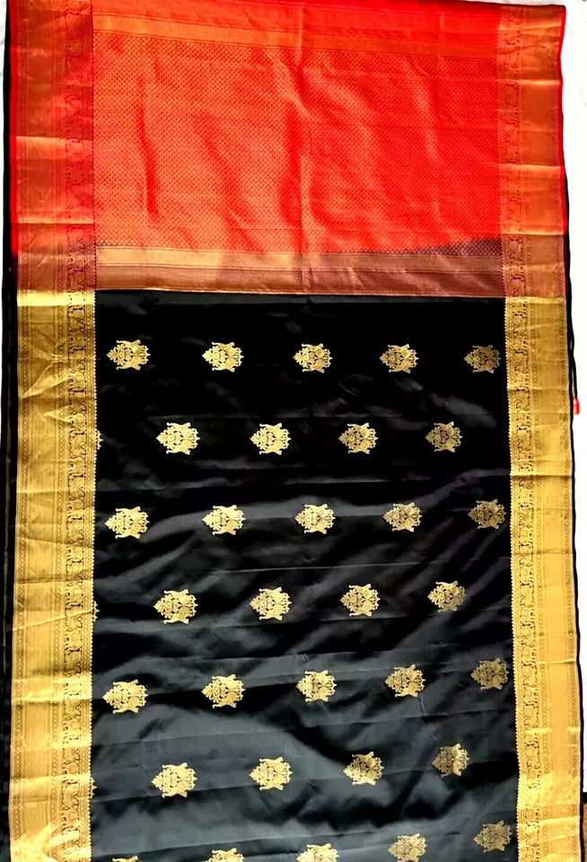 Saree Kanjivaram Pure silk black Gold Woven booti Sari wedding partywear
