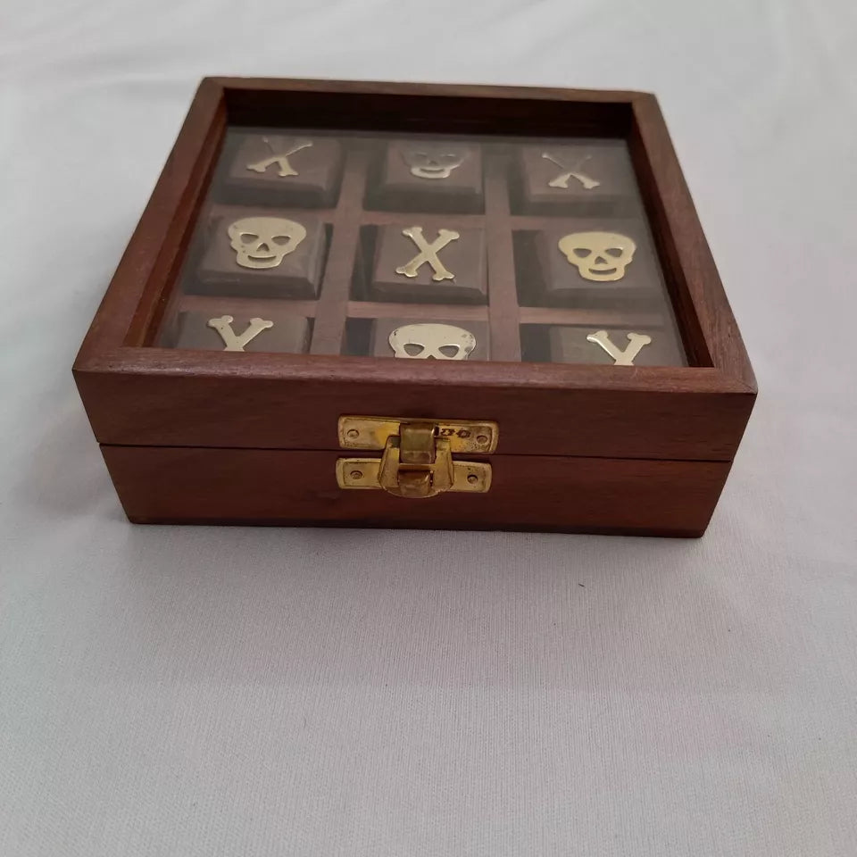 Tic tac toe glass top in sheesham wood, bone & Skull design inlay in box gift